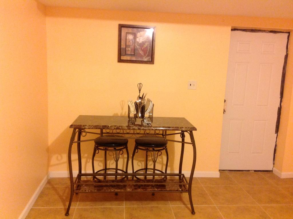 Mojoy Homesuites At Runyon Newark Zewnętrze zdjęcie