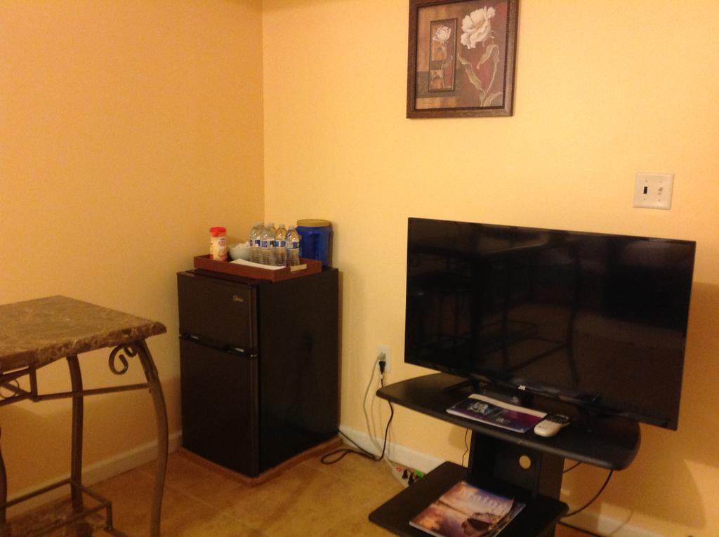 Mojoy Homesuites At Runyon Newark Zewnętrze zdjęcie